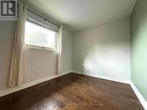 684 Cape Avenue, Burlington, ON - Indoor Photo Showing Other Room