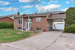 2106 Tsse Jourdain  Sainte-Sophie, QC J5J 1K1