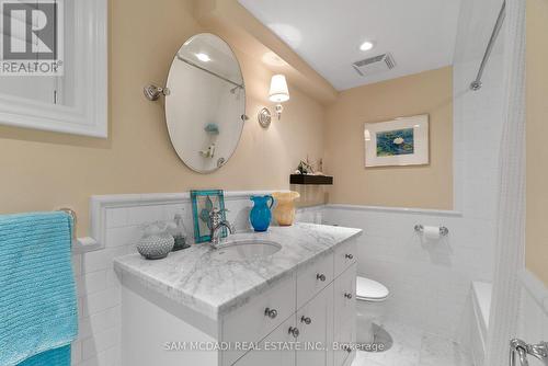 1522 Glenhill Crescent, Mississauga, ON - Indoor Photo Showing Bathroom