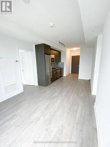 3510 - 7 Mabelle Avenue, Toronto, ON - Indoor