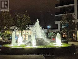 404 - 85 NORTH PARK ROAD  Vaughan, ON L4J 0H9