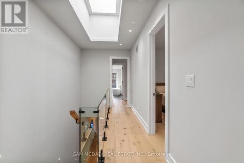 39 Oakwood Avenue N, Mississauga, ON - Indoor Photo Showing Other Room