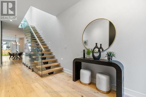 39 Oakwood Avenue N, Mississauga, ON - Indoor Photo Showing Other Room