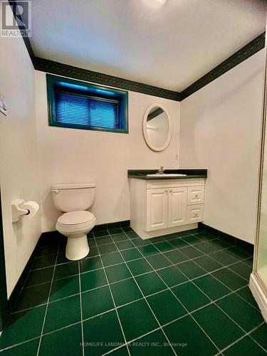 2319 Barclay Road, Burlington, ON - Indoor Photo Showing Bathroom