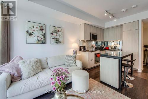 1410 - 609 AVENUE ROAD  Toronto, ON M4V 0B1