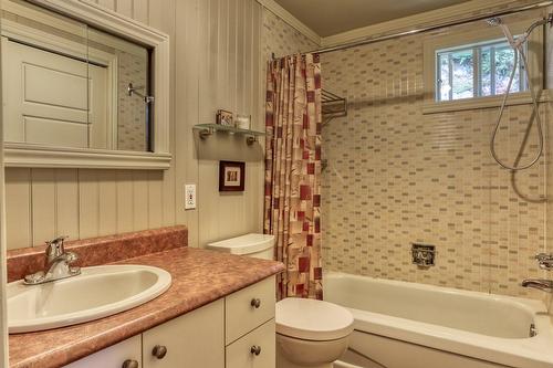 Bathroom - 450 Ch. Du Lac-Bell, Saint-Élie-De-Caxton, QC - Indoor Photo Showing Bathroom