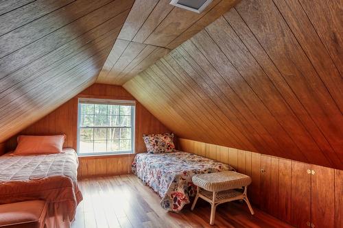 Bedroom - 450 Ch. Du Lac-Bell, Saint-Élie-De-Caxton, QC - Indoor Photo Showing Bedroom