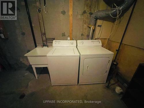 202 Forestglade Crescent, Ottawa, ON - Indoor Photo Showing Laundry Room