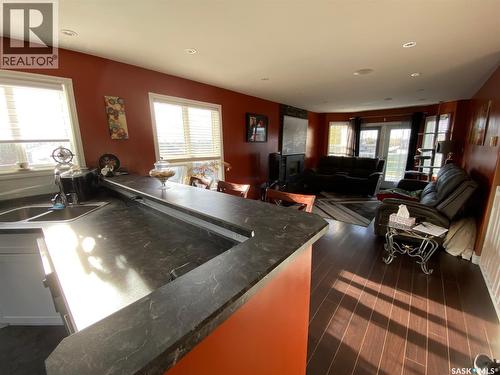 454 Darlington Street E, Yorkton, SK - Indoor Photo Showing Living Room