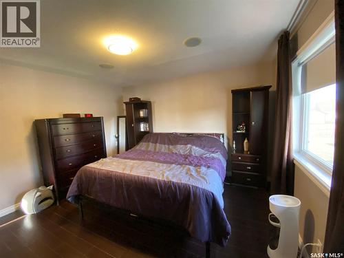 454 Darlington Street E, Yorkton, SK - Indoor Photo Showing Bedroom
