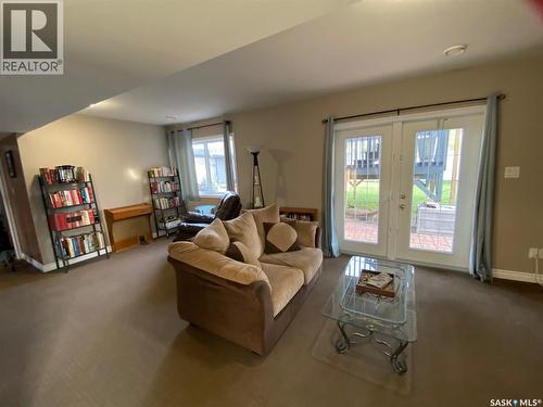 454 Darlington Street E, Yorkton, SK - Indoor Photo Showing Living Room