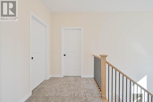 16 Munn Crescent, Brant, ON - Indoor Photo Showing Other Room