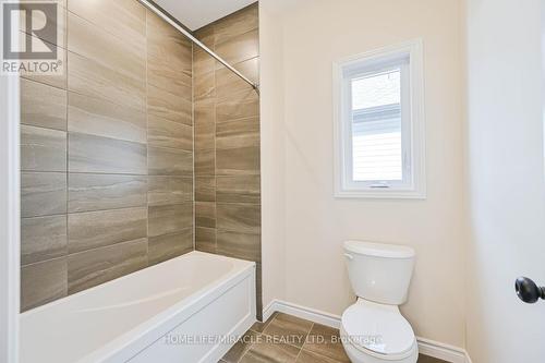 16 Munn Crescent, Brant, ON - Indoor Photo Showing Bathroom