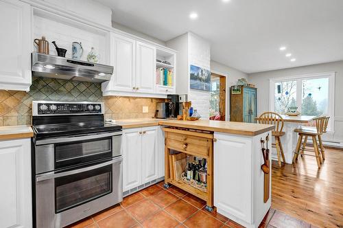 Cuisine - 326 Ch. Filion, Sainte-Anne-Des-Lacs, QC - Indoor Photo Showing Kitchen