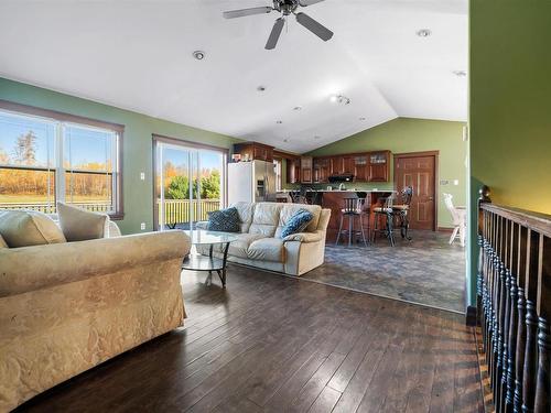 87 New Row, Thorburn, NS 