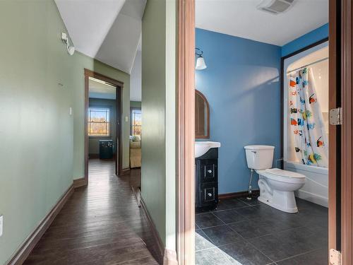 87 New Row, Thorburn, NS 