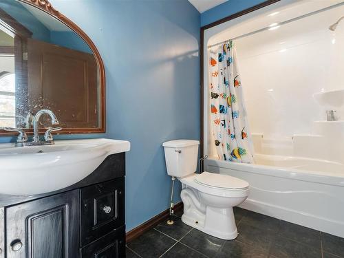 87 New Row, Thorburn, NS 