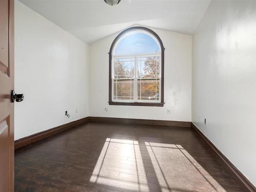 87 New Row, Thorburn, NS 