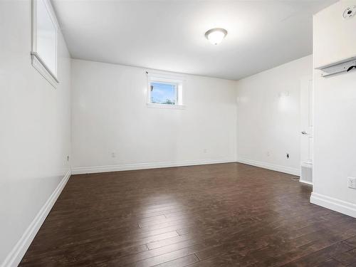 87 New Row, Thorburn, NS 