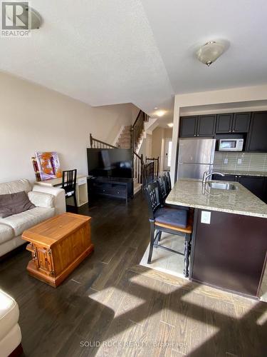 108 Camden Private, Ottawa, ON - Indoor Photo Showing Other Room