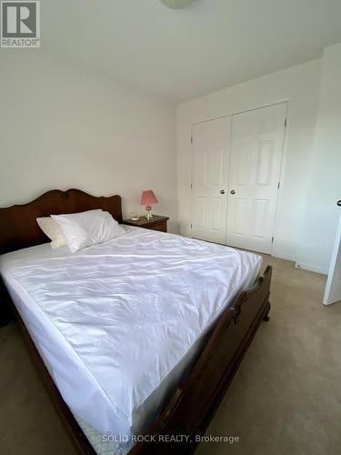 108 Camden Private, Ottawa, ON - Indoor Photo Showing Bedroom