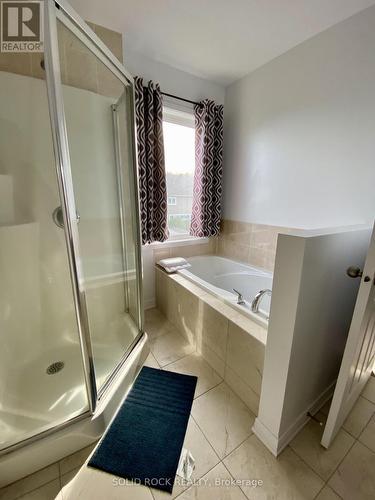 108 Camden Private, Ottawa, ON - Indoor Photo Showing Bathroom