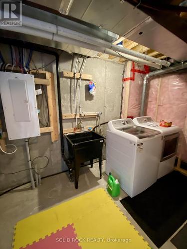 108 Camden Private, Ottawa, ON - Indoor Photo Showing Basement