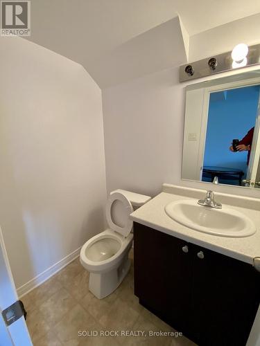 108 Camden Private, Ottawa, ON - Indoor Photo Showing Bathroom
