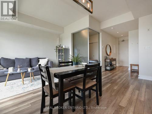 1011 - 100 Champagne Avenue S, Ottawa, ON - Indoor Photo Showing Dining Room
