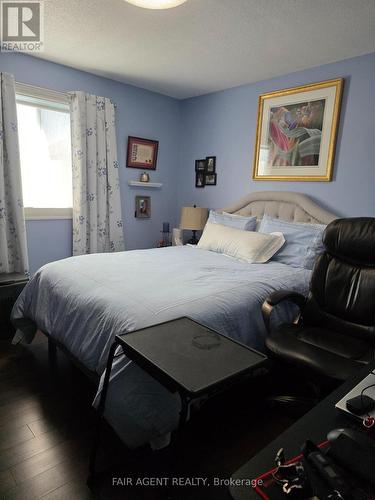 261 Trillium Circle, Alfred And Plantagenet, ON - Indoor Photo Showing Bedroom