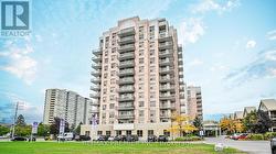 204 - 810 SCOLLARD COURT  Mississauga, ON L5V 0A4