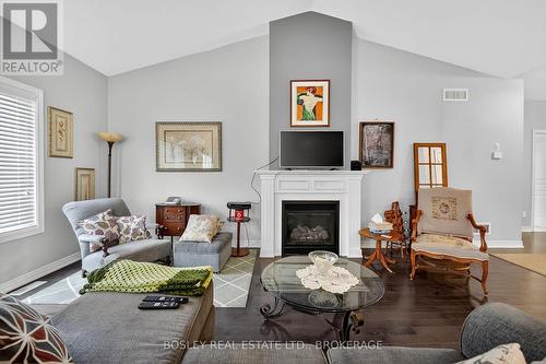 3563 Dominion Road, Fort Erie (Ridgeway), ON - Indoor Photo Showing Living Room With Fireplace