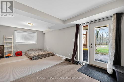 3563 Dominion Road, Fort Erie (Ridgeway), ON - Indoor Photo Showing Bedroom