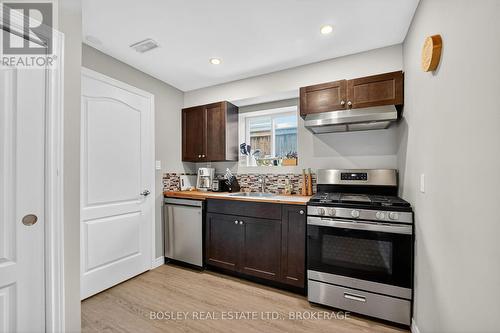 3563 Dominion Road, Fort Erie (Ridgeway), ON - Indoor Photo Showing Kitchen