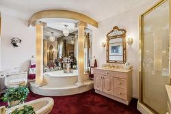 Salle de bains attenante à la CCP - 