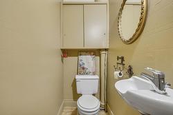 Powder room - 