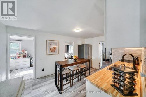 116 Robert Street E, Penetanguishene, ON - Indoor