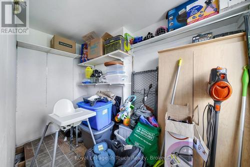 116 Robert Street E, Penetanguishene, ON - Indoor With Storage