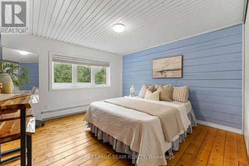 9 Hubertine Gate, Ottawa, ON - Indoor Photo Showing Bedroom