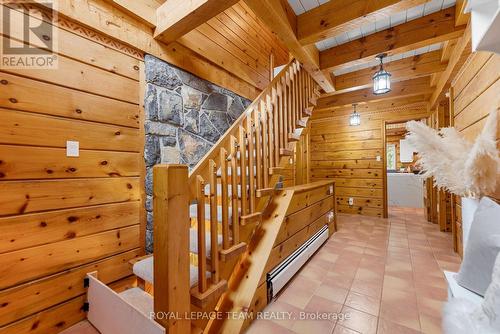 9 Hubertine Gate, Ottawa, ON - Indoor Photo Showing Other Room