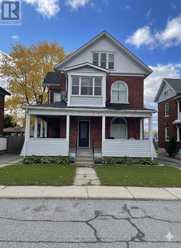 28 MCEWEN AVENUE  Smiths Falls, ON K7A 2K4