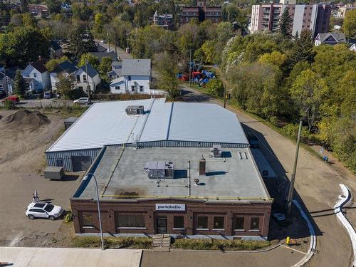 2 142 Cumberland Street N, Thunder Bay, ON 