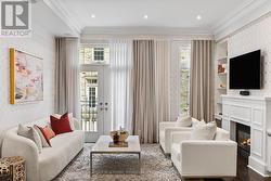 208A MERTON STREET  Toronto, ON M4S 1A1