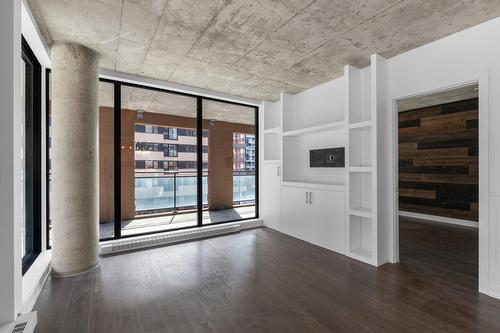 Living room - 409-1165 Rue Wellington, Montréal (Le Sud-Ouest), QC - Indoor Photo Showing Other Room