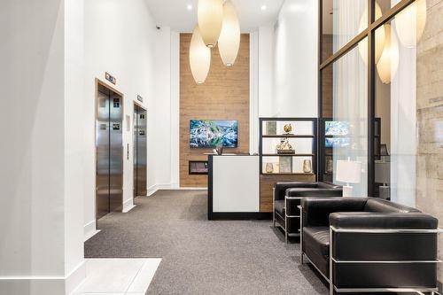Hall - 409-1165 Rue Wellington, Montréal (Le Sud-Ouest), QC - Indoor Photo Showing Other Room