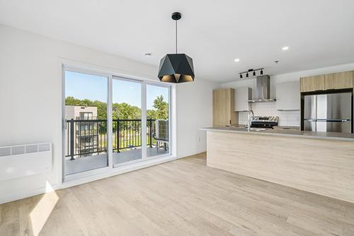 Overall view - 2405-4955 Rue Des Ormes, Contrecoeur, QC - Indoor Photo Showing Kitchen
