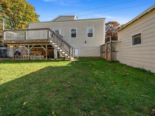 208 Pleasant Street, Truro, NS 