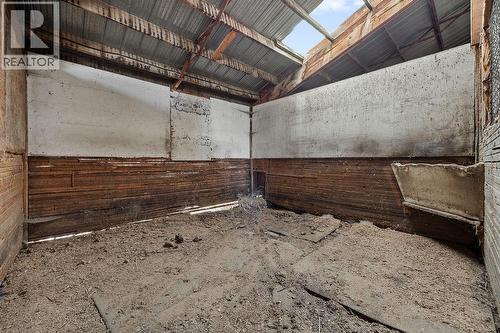 1823 Francis Street, Vernon, BC - Indoor Photo Showing Other Room