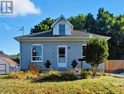 81 BEECH AVENUE  Cambridge, ON N3C 1X6