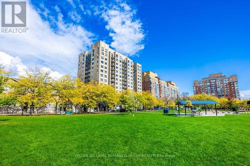 511 - 4 ELSINORE PATH  Toronto, ON M8V 4G7